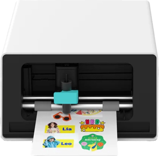 AI Auto-Cutting for precise outlines