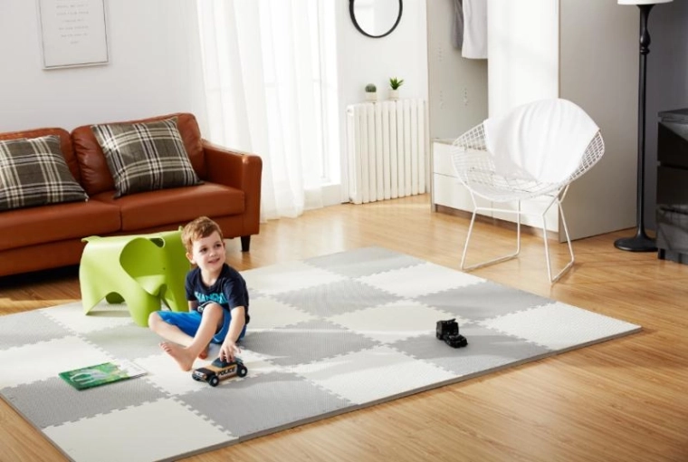 Flexible puzzle – assemble to fit your space