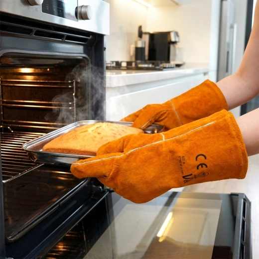 Comfort and protection in the kitchen and by the fire