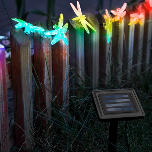 Automatic evening lighting