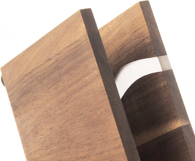 Естествено акациево дърво с смола