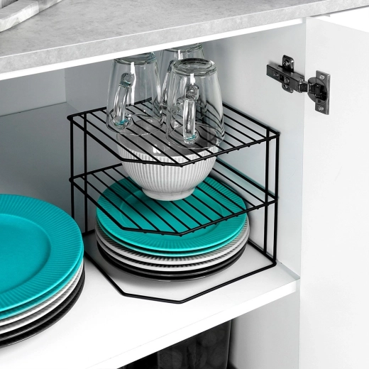 Издръжлива метална конструкция в черен цвят