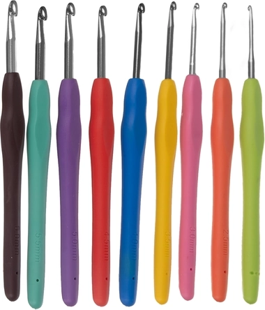 Ergonomic crochet hooks with clear size marking