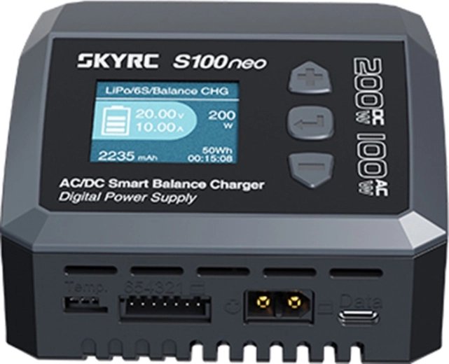 Мощност до 200 W от DC и 100 W от AC