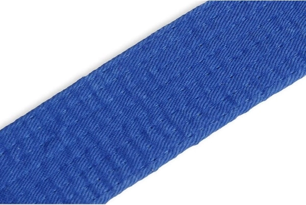 Tightly woven material for a secure grip