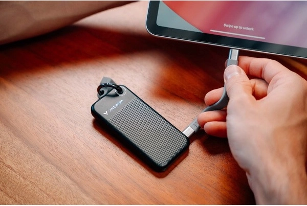 Бърз пренос на данни през USB-C