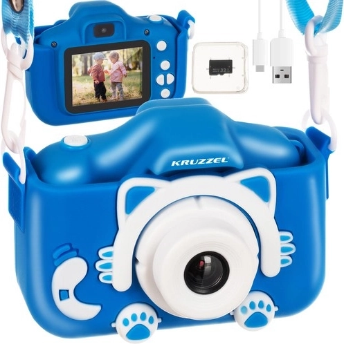 Full HD video with sound and a 32 GB card included