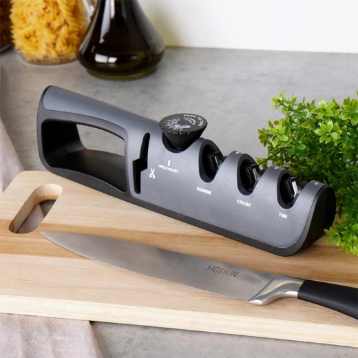Safe and comfortable sharpening