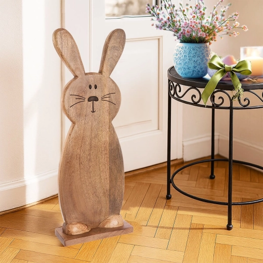 Stable free-standing decoration
