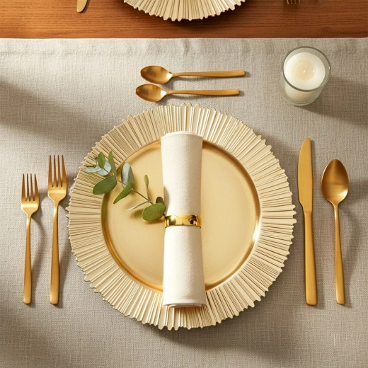 A stylish table in moments