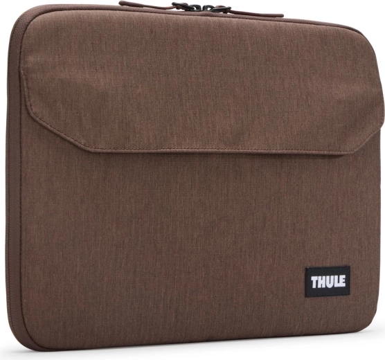 Кафяв калъф Thule Lithos за MacBook Air 13 инча