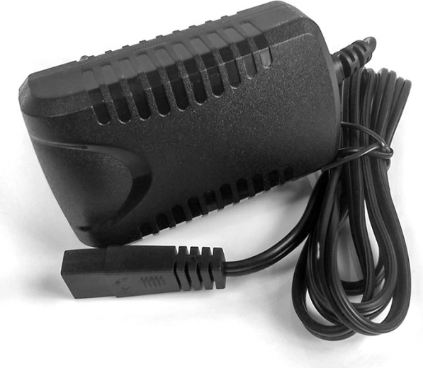 Захранване от мрежата и възможност за DC 12 V