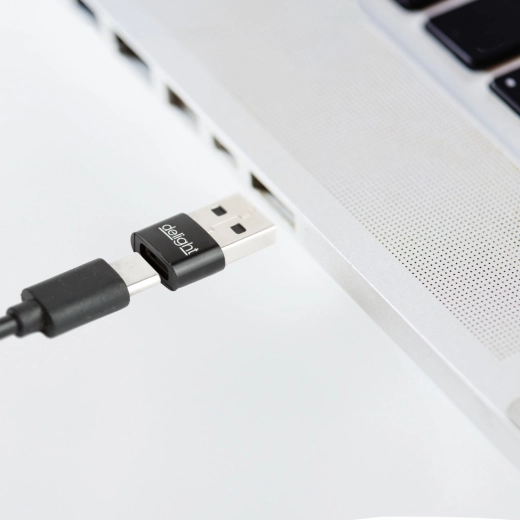 Адаптер USB-C към USB-A, 2,4 A, 5 V
