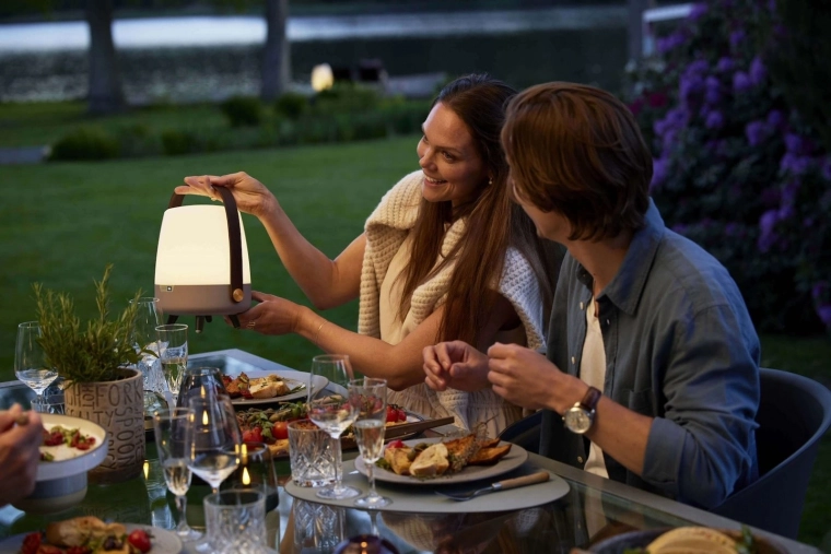 Wireless mobility at home and outdoors
