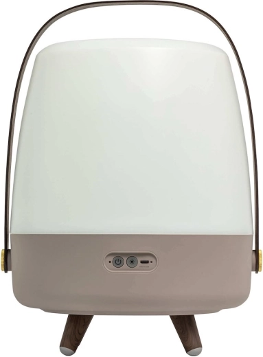 Easy to carry and use at home and outdoors