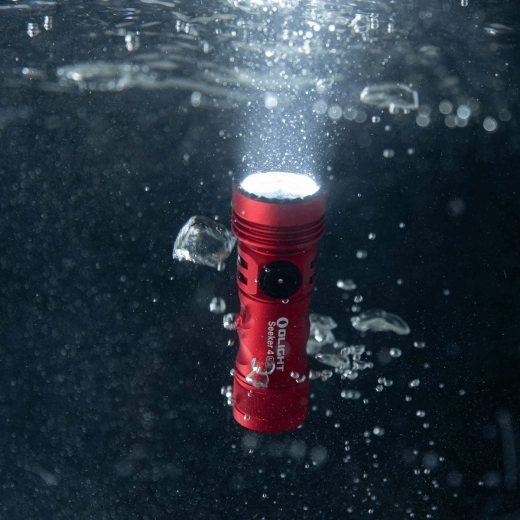 IPX8 durability and secure grip