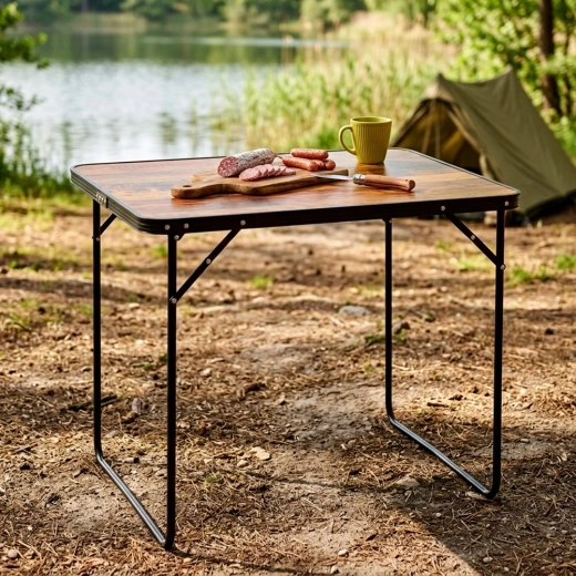 Ideal for camping, a picnic, or the lakeside