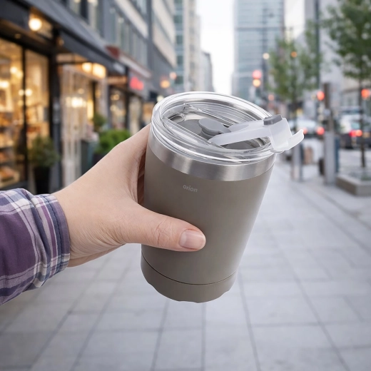 Lid for comfortable drinking on the go