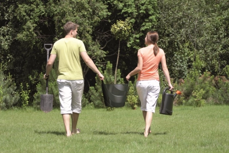 Comfortable carrying thanks to ergonomic handles