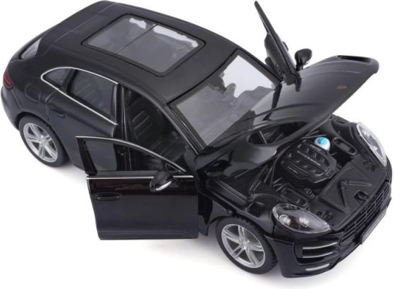 Реалистични детайли и отваряеми части