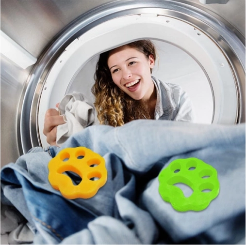 Practical washing machine disc for removing pet hair from clothes - yellow