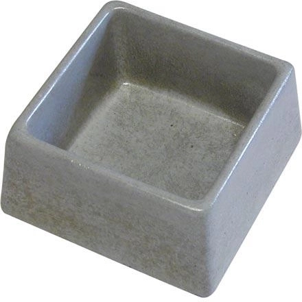Бетонна квадратна купичка за гризачи 155 × 155 × 75 mm