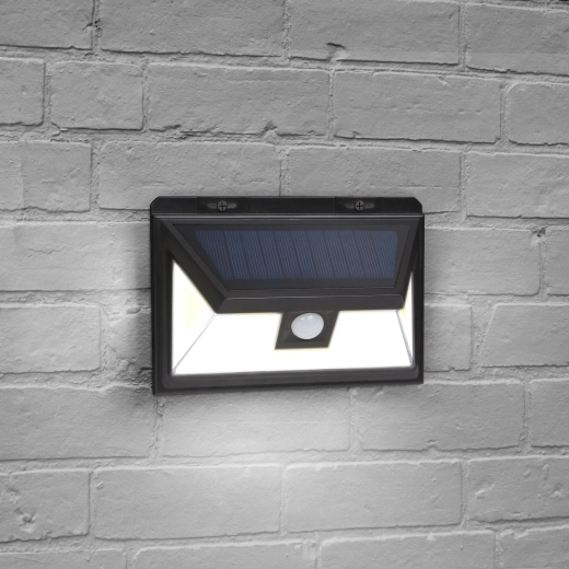 Соларен LED прожектор със сензор за движение и 3 COB LED