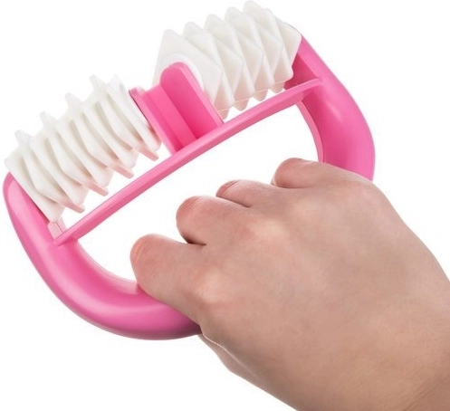 Ръчен масажор с двойни ролки