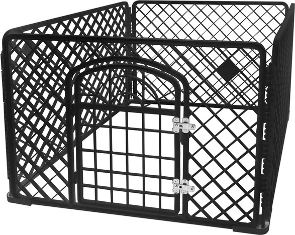 Сигурна вратичка със здрави заключващи механизми