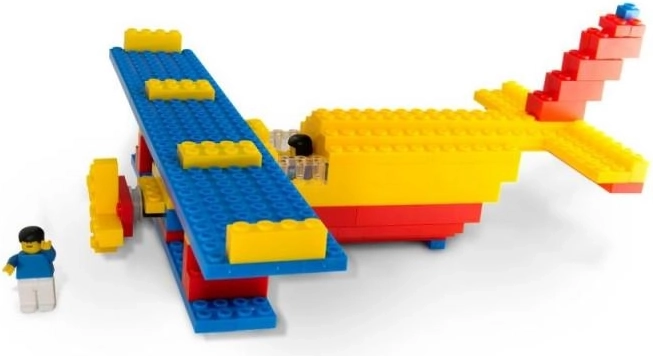 Лек самолет за полети на въображението