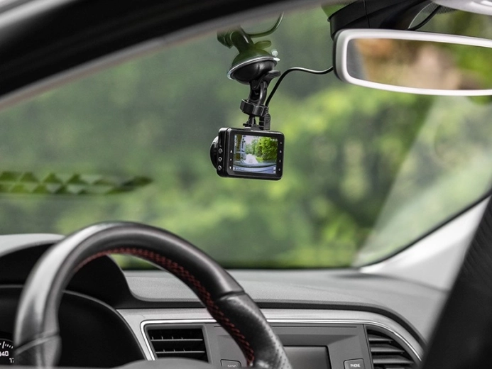 G-sensor and loop recording