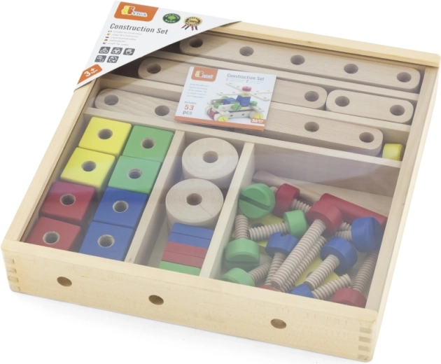 Подредено съхранение в дървена кутия