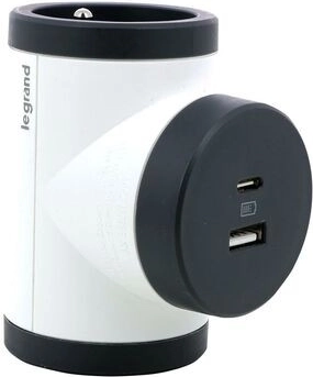 Charging via USB A and USB‑C