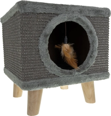 Стабилна конструкция върху дървени крачета