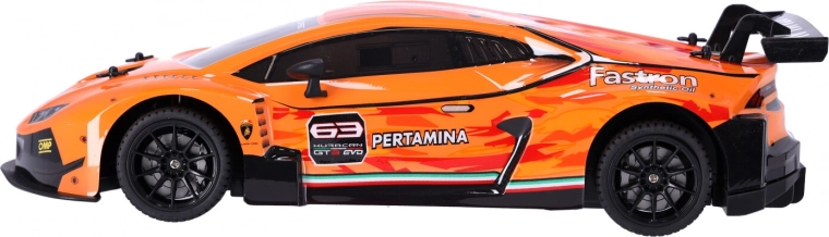 Реалистични детайли на лицензиран автомобил