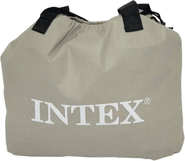 Удобна суедена повърхност и практични аксесоари