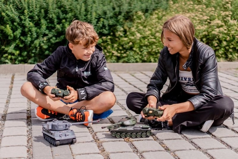 Стабилно 2,4 GHz управление без смущения