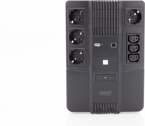 Stable voltage thanks to line-interactive technology with AVR