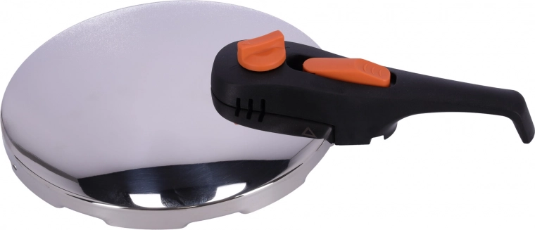 Secure bayonet locking and safety features