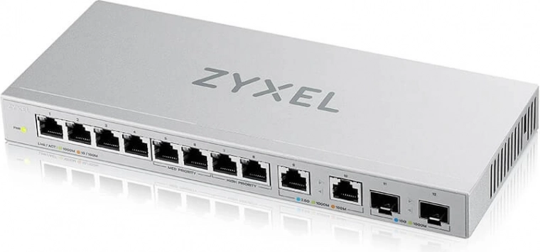 10G SFP+ uplink-и за бързо гръбначно свързване