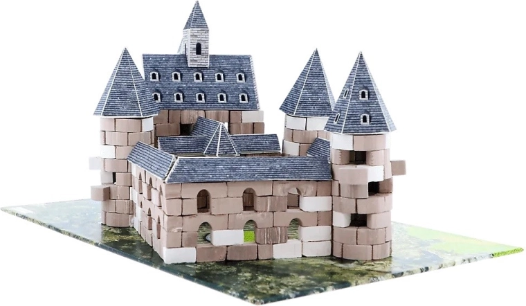 Combine with other sets to create Hogwarts