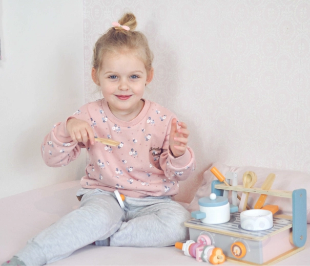 Plenty of accessories for realistic play