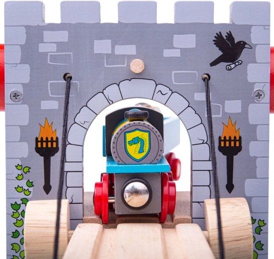 Средновековна кула и тунел за плавно преминаване