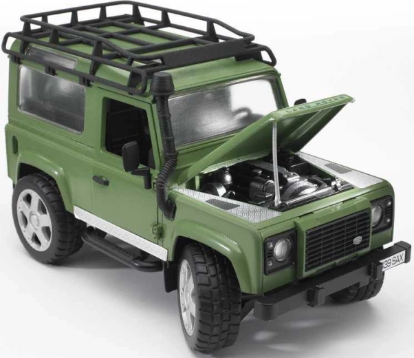 Детайлен LAND ROVER DEFENDER с отварящ се капак
