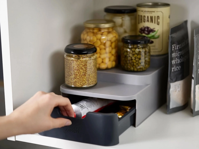 Практично изтеглящо се чекмедже