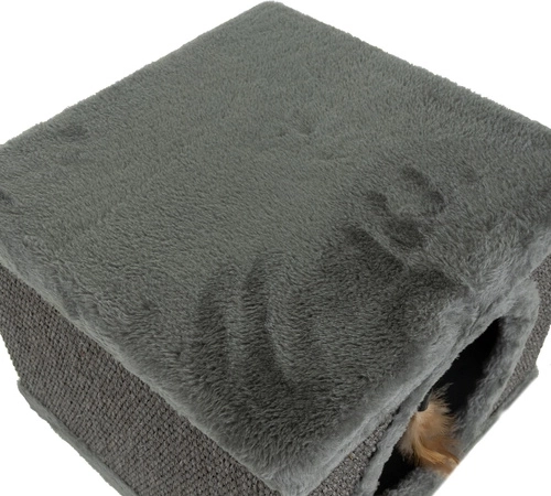 Сизалови страни и мек плюш