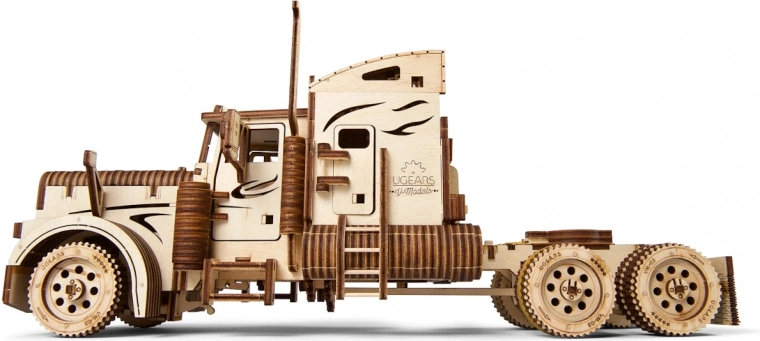 Детайлен дизайн и движение на буталата на двигателя