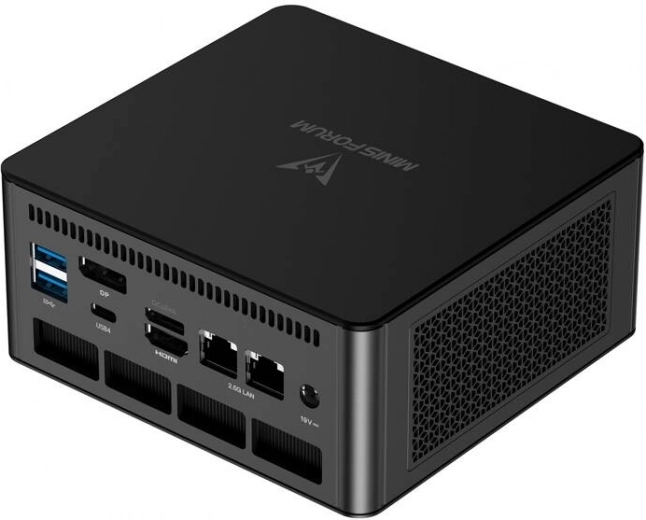 Top-tier connectivity and multi-monitor support
