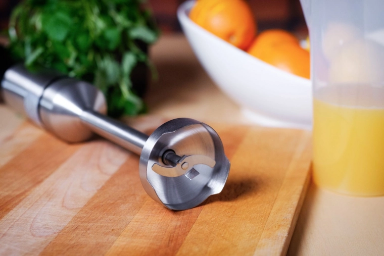 Метален крак и двойни неръждаеми остриета