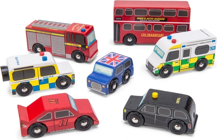 Compatible with garages and train sets